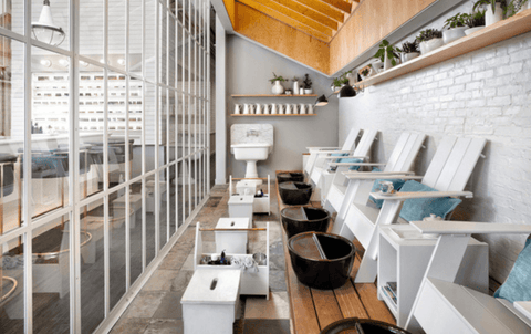 Nail salons and pedicure salons operate daily safety tips