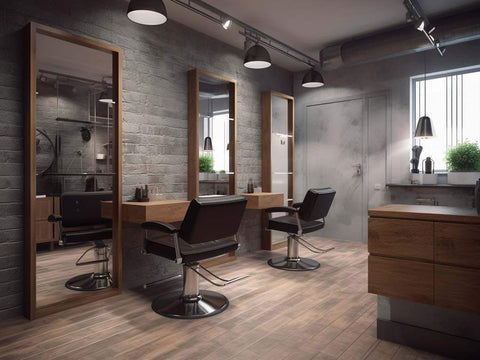 What kind of personnel are there in the hairdresser?
