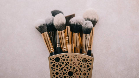 The base of the barber chair is always ringing. How to fix it?