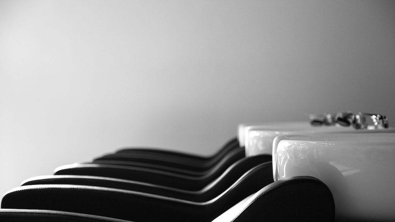 How to do and take care of your hair in a barbershop
