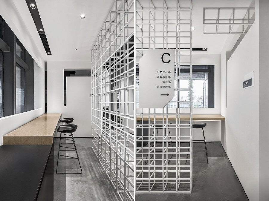 How to do the initial publicity activities of the hairdressing shop?