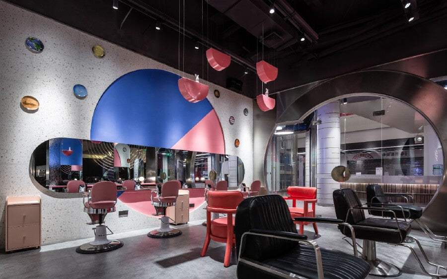 How to bring hairstylists closer to customers?