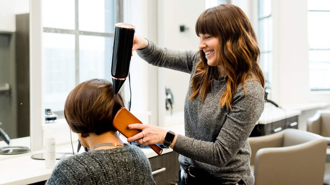 What are the types of haircut scissors