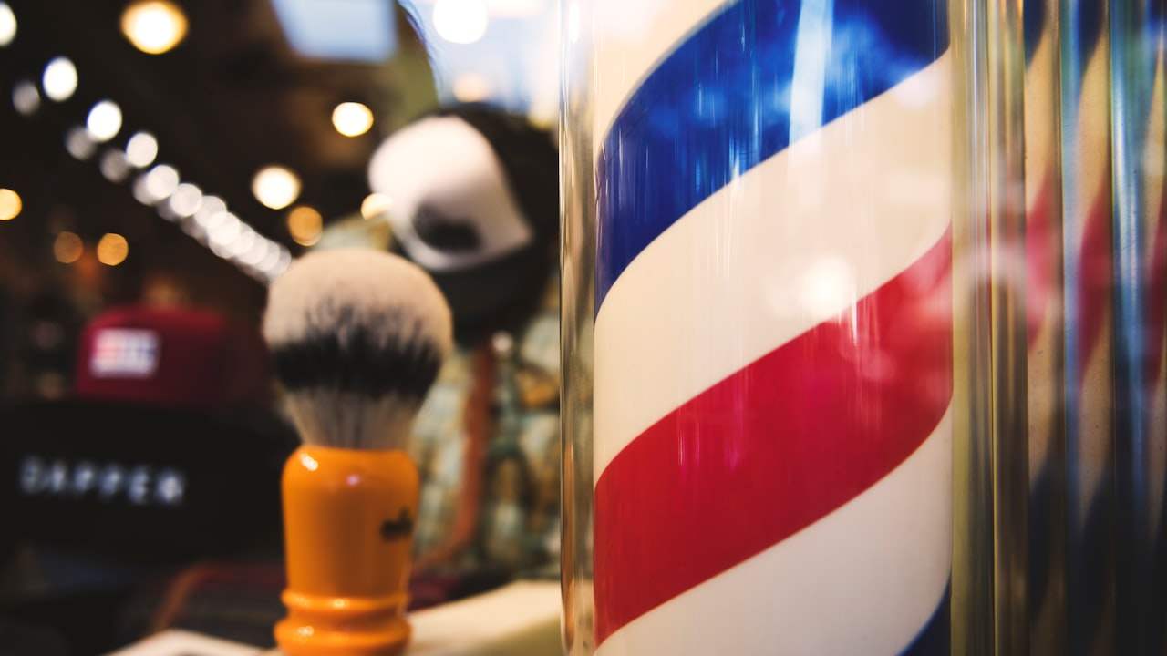 What are the famous high-end hair salons in Shanghai?